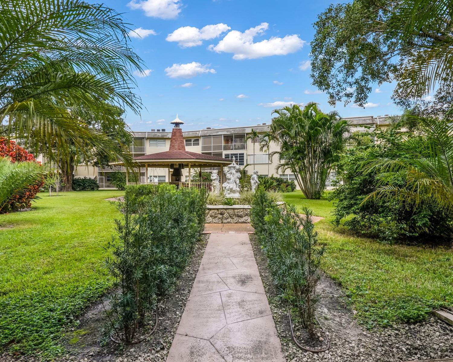 Lauderhill East - Residential