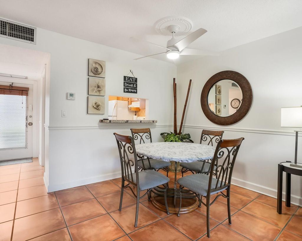 Photo of 4331 NW 16th St #107, Fort Lauderdale, FL 33313 (MLS # F10531771)