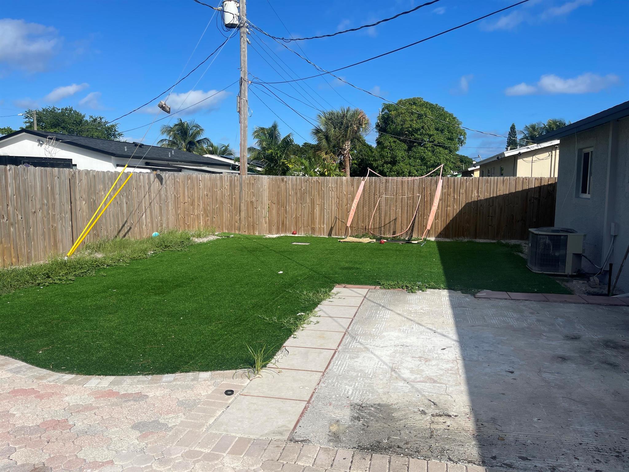 SUNNYSIDE ESTS PL IN - Residential Lease