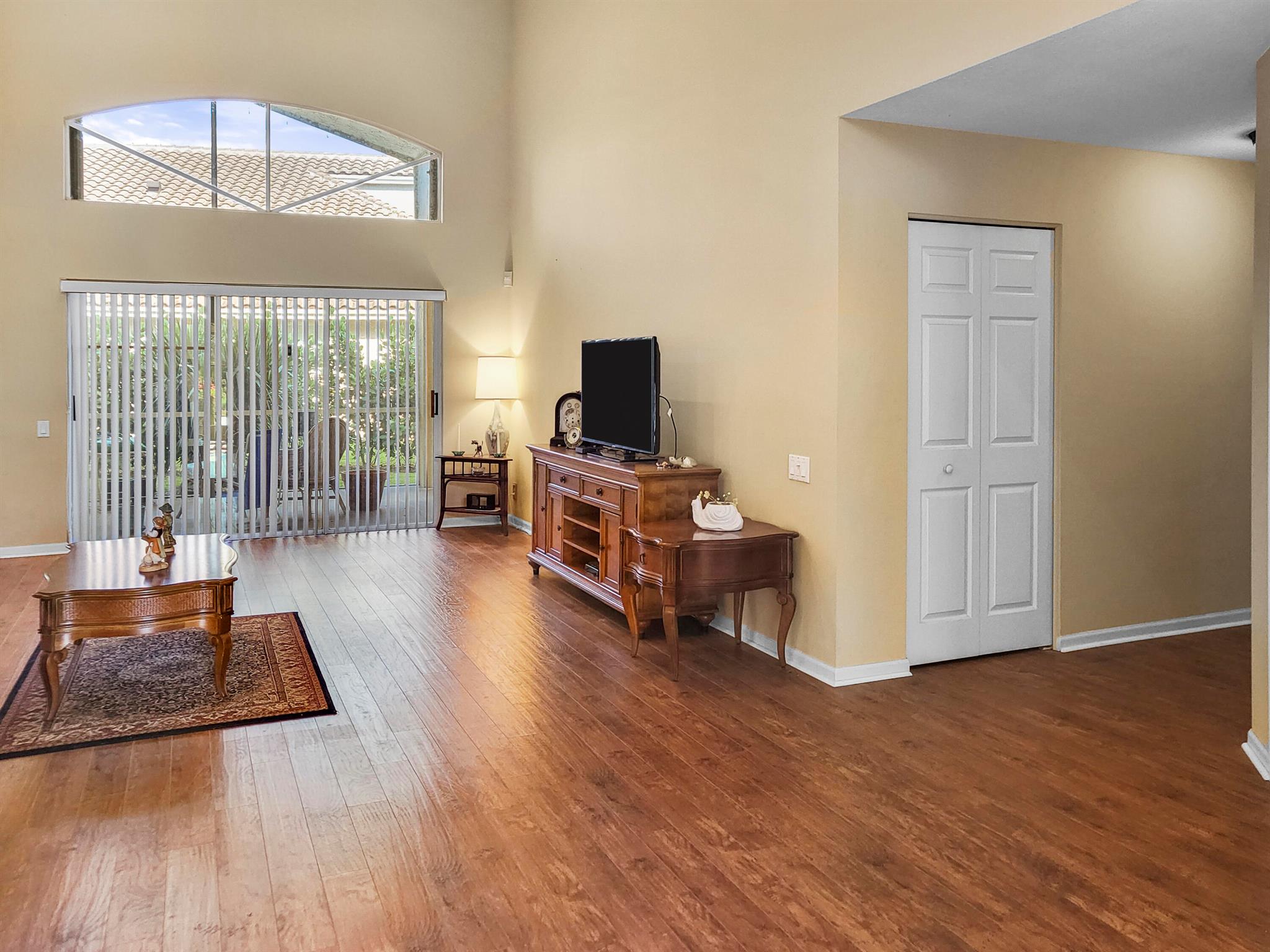 12404 Lakeridge Falls Drive