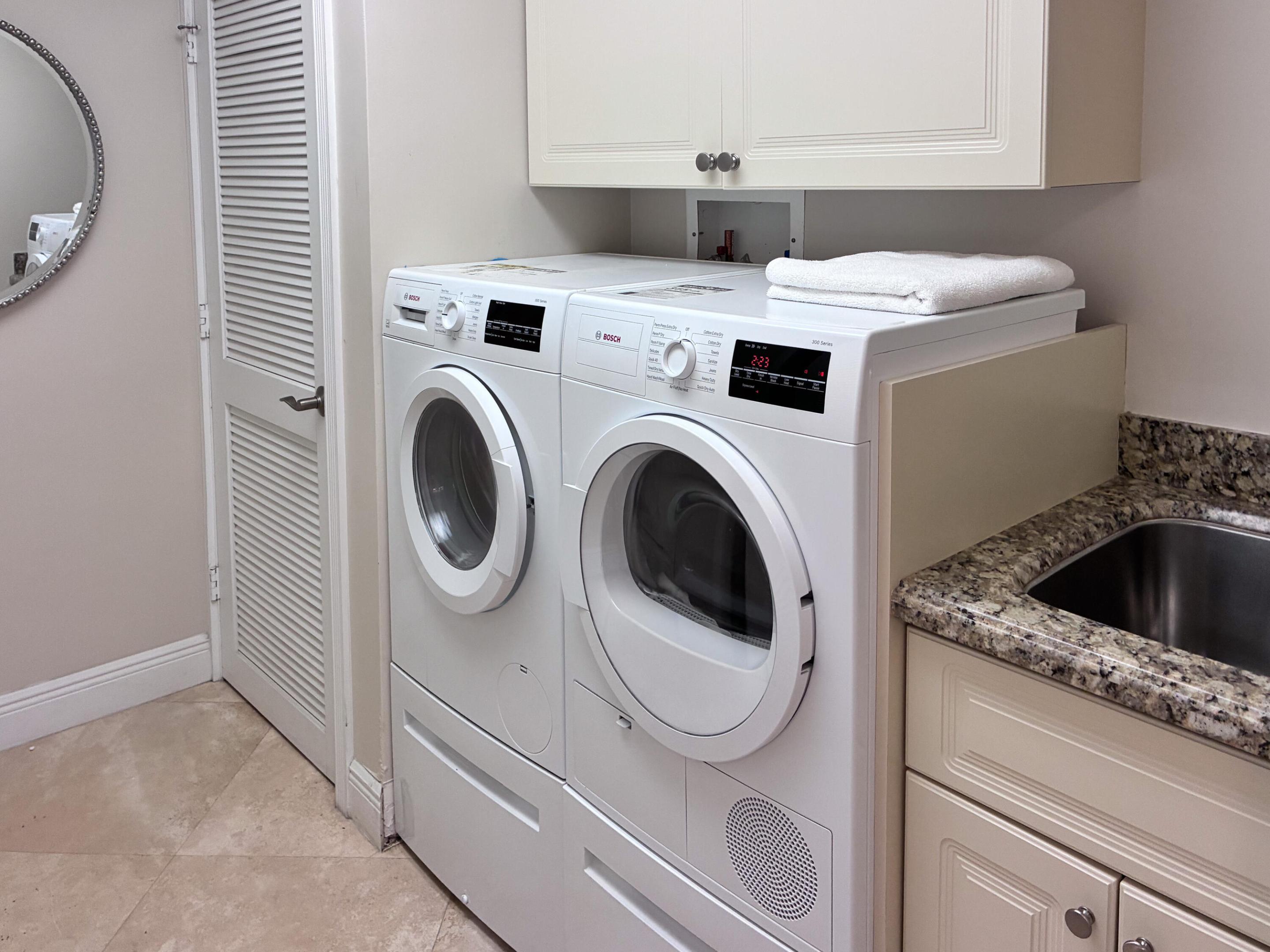 EVERGLADES HOUSE - Residential