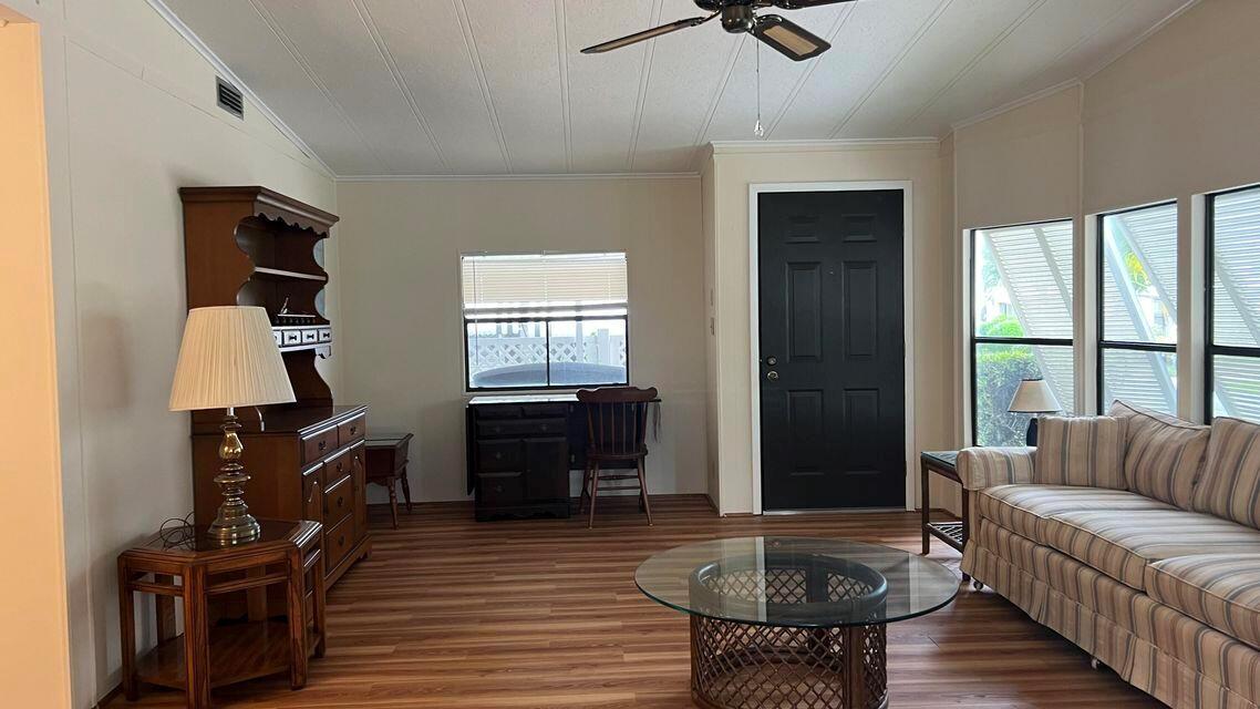 CAMBRIDGE AT HERITAGE RID - Residential Lease