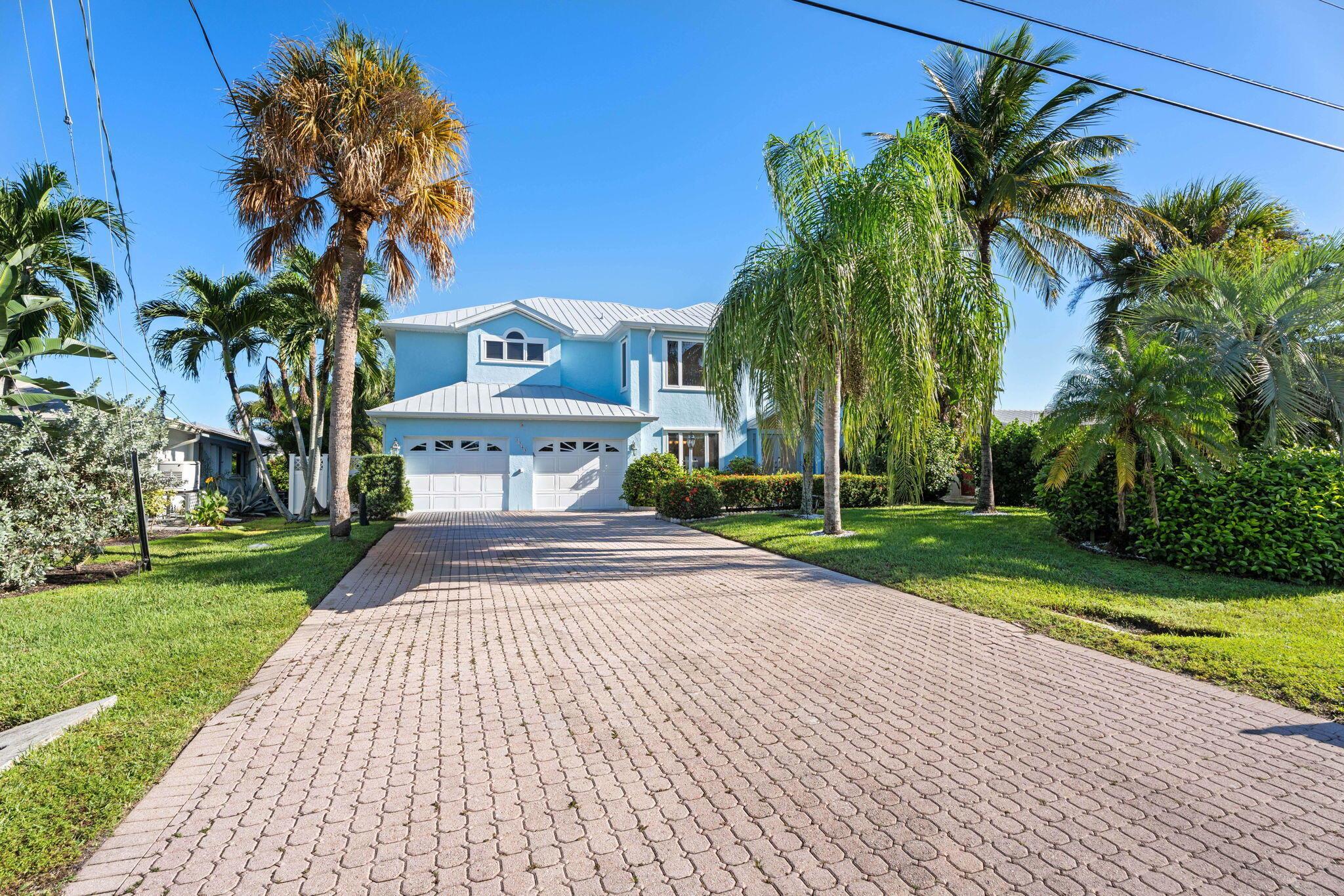 LIGHTHOUSE POINT - Residential