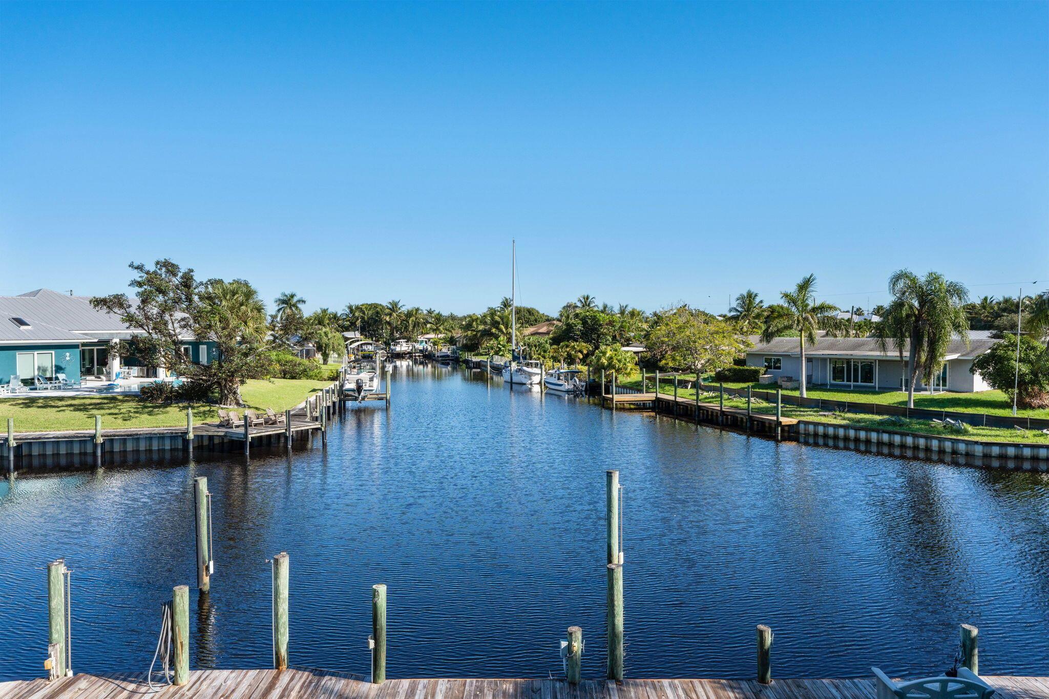 LIGHTHOUSE POINT - Residential