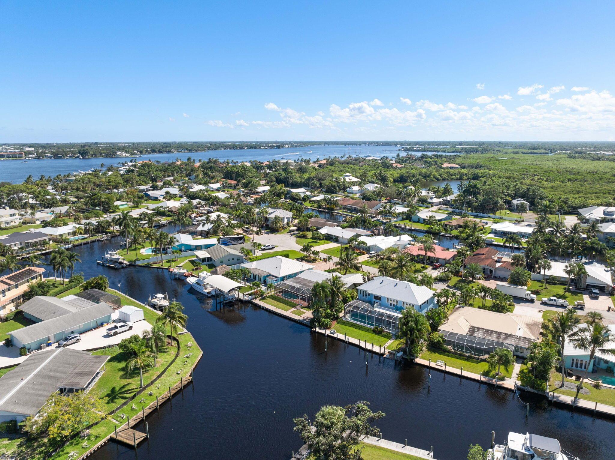 LIGHTHOUSE POINT - Residential