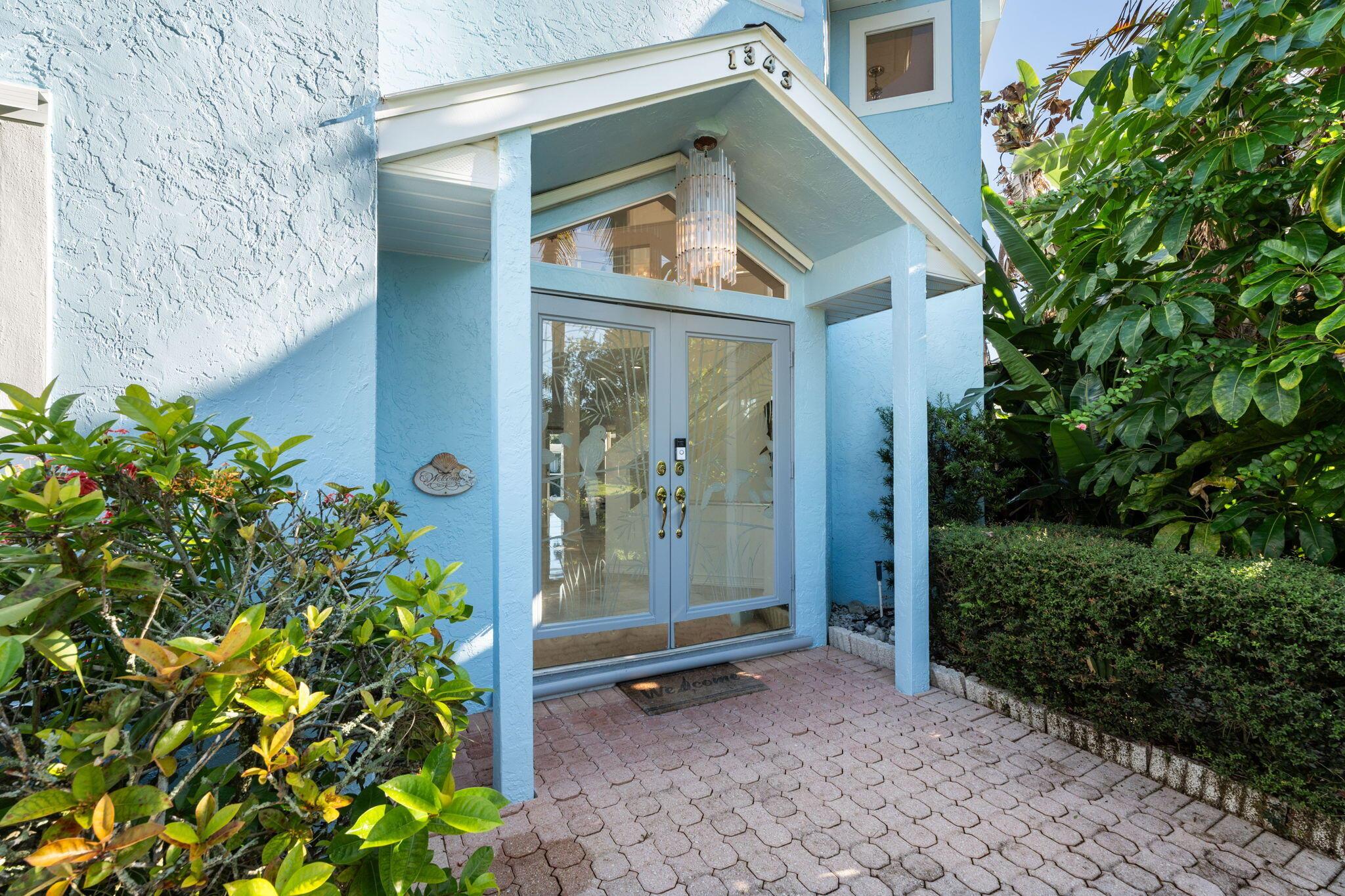 LIGHTHOUSE POINT - Residential