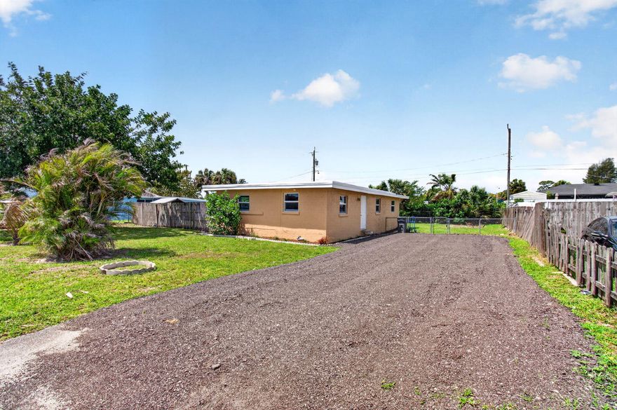 This Charming renovated 3 bedroom 1 bath is nestled on a large fenced in property with ample space to add a pool or guest house. Newer AC unit, large porch, NO HOA, Impact windows, and large driveway to fit boats, trailers, RV's, ect. the possibilities are endless with property, schedule a showing today. Buyer is to verify all information that has been provided by the seller.