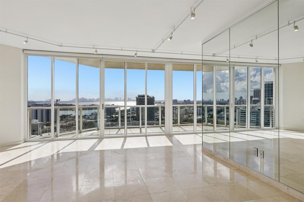 ST TROPEZ OCEAN CONDO - Residential Lease