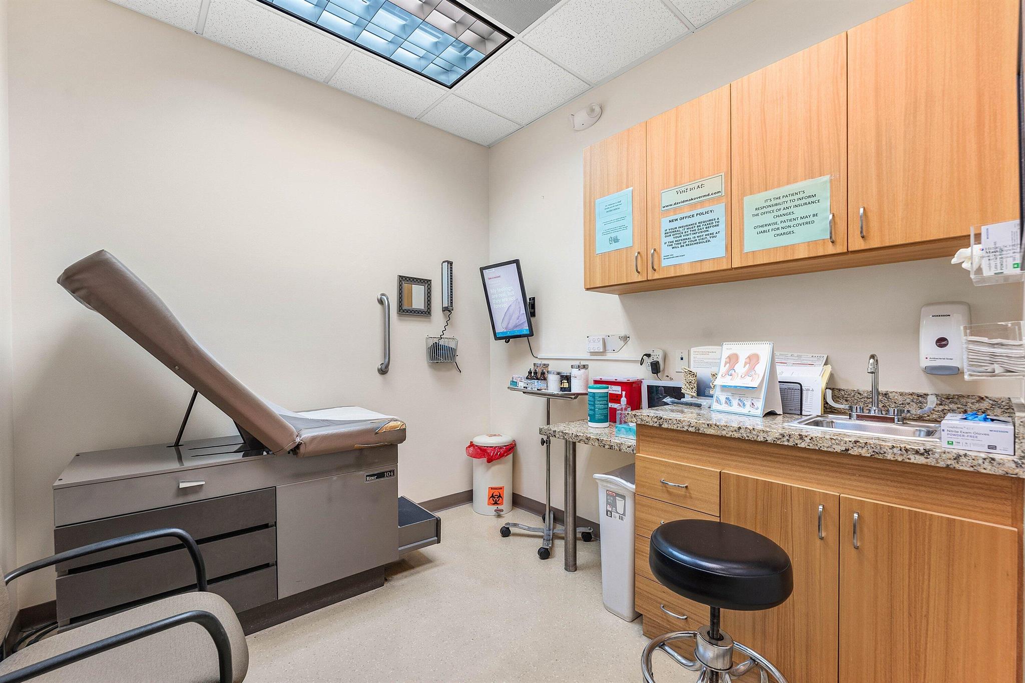 TWIN LAKES PROFESSIONAL C - Commercial Sale