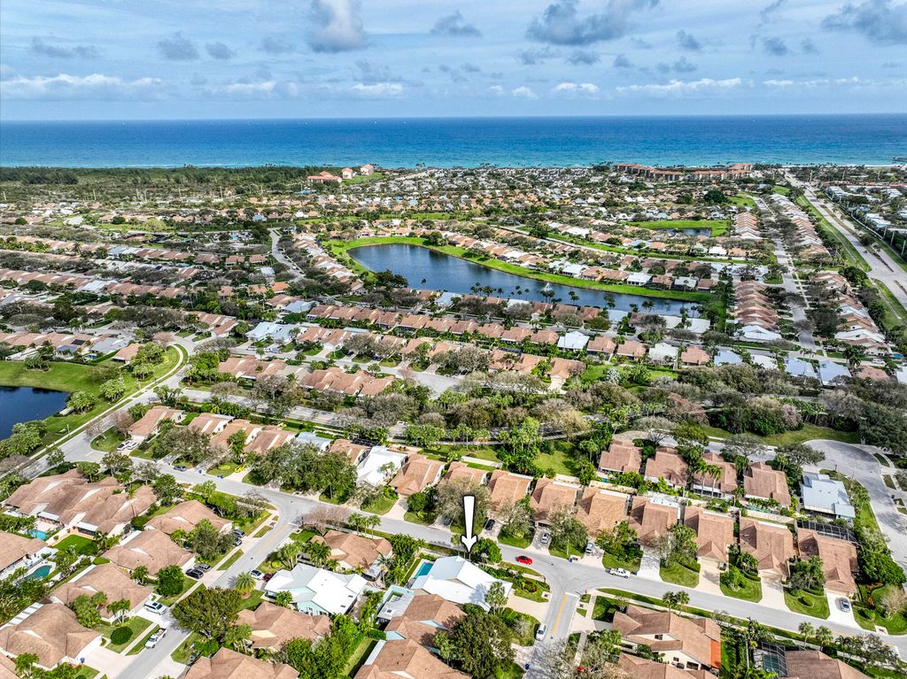 Photo of 101 Inner Harbour Way, Jupiter, FL 33477 (MLS # R10951437)