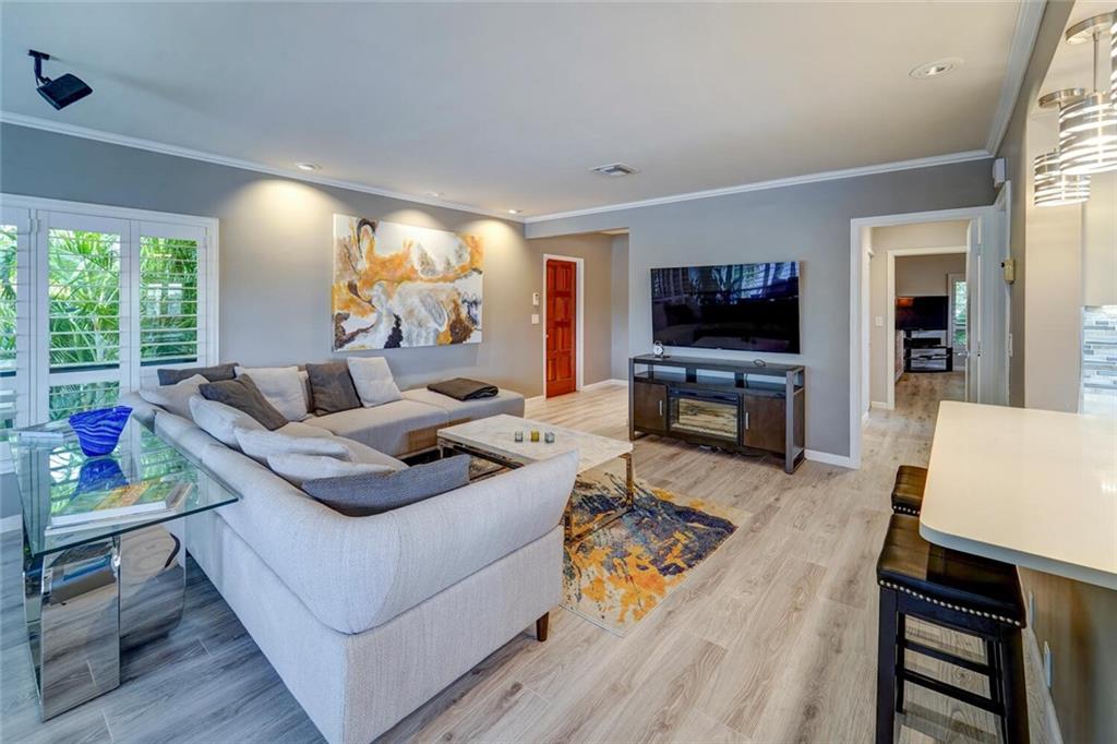 Lake Shore Condo - Residential