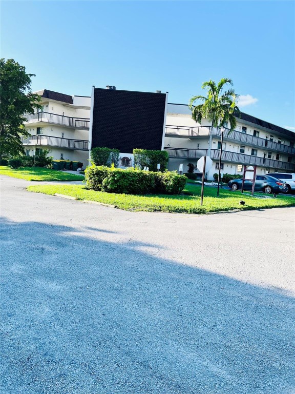 OMAGA CONDO - Residential