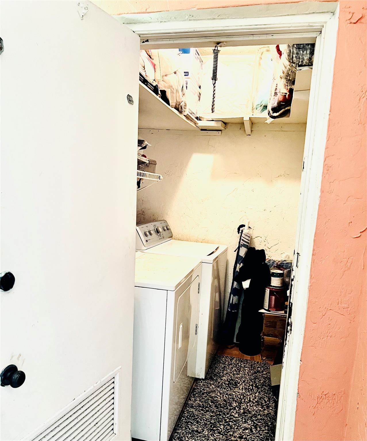 OMAGA CONDO - Residential