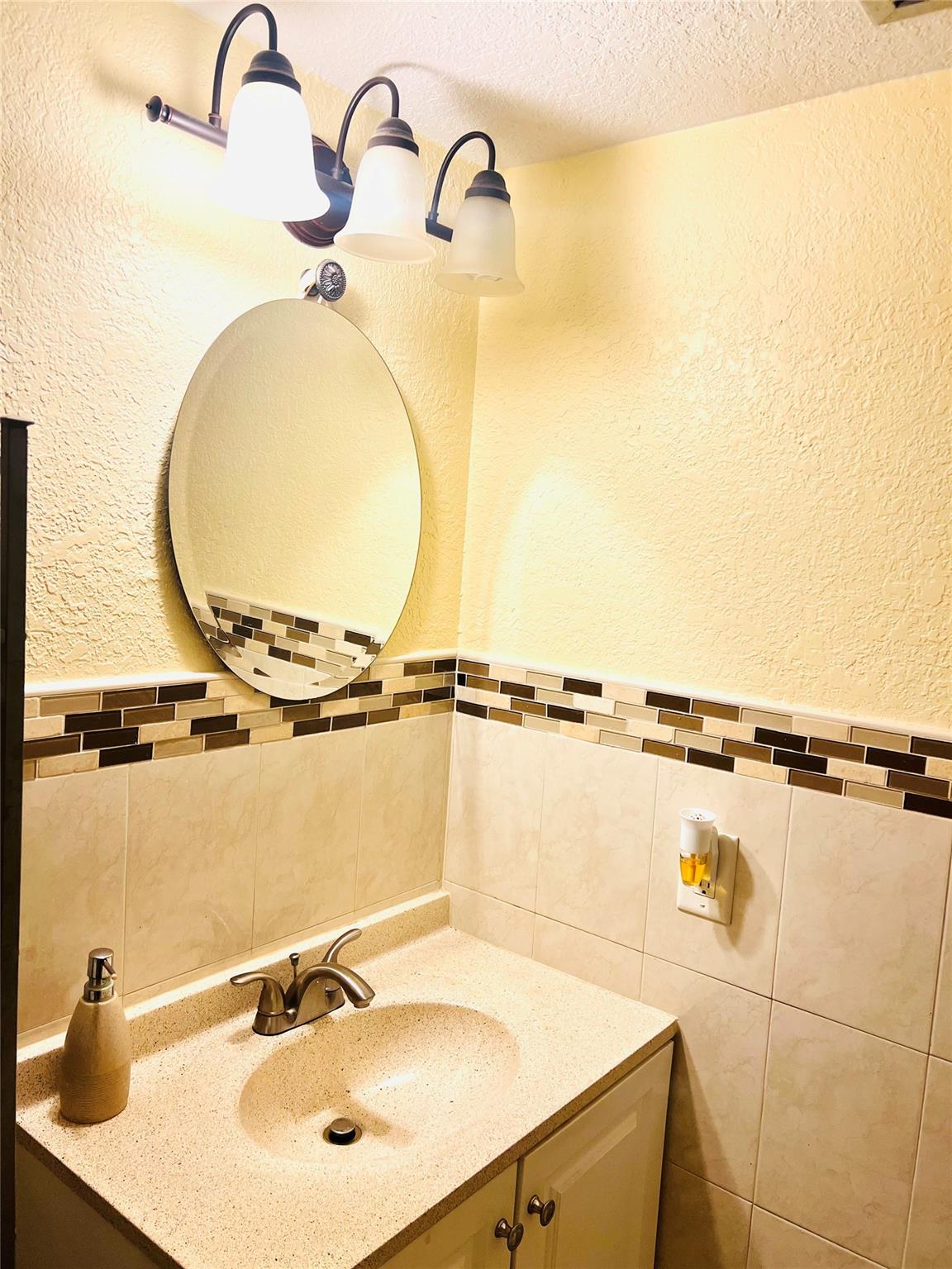 OMAGA CONDO - Residential