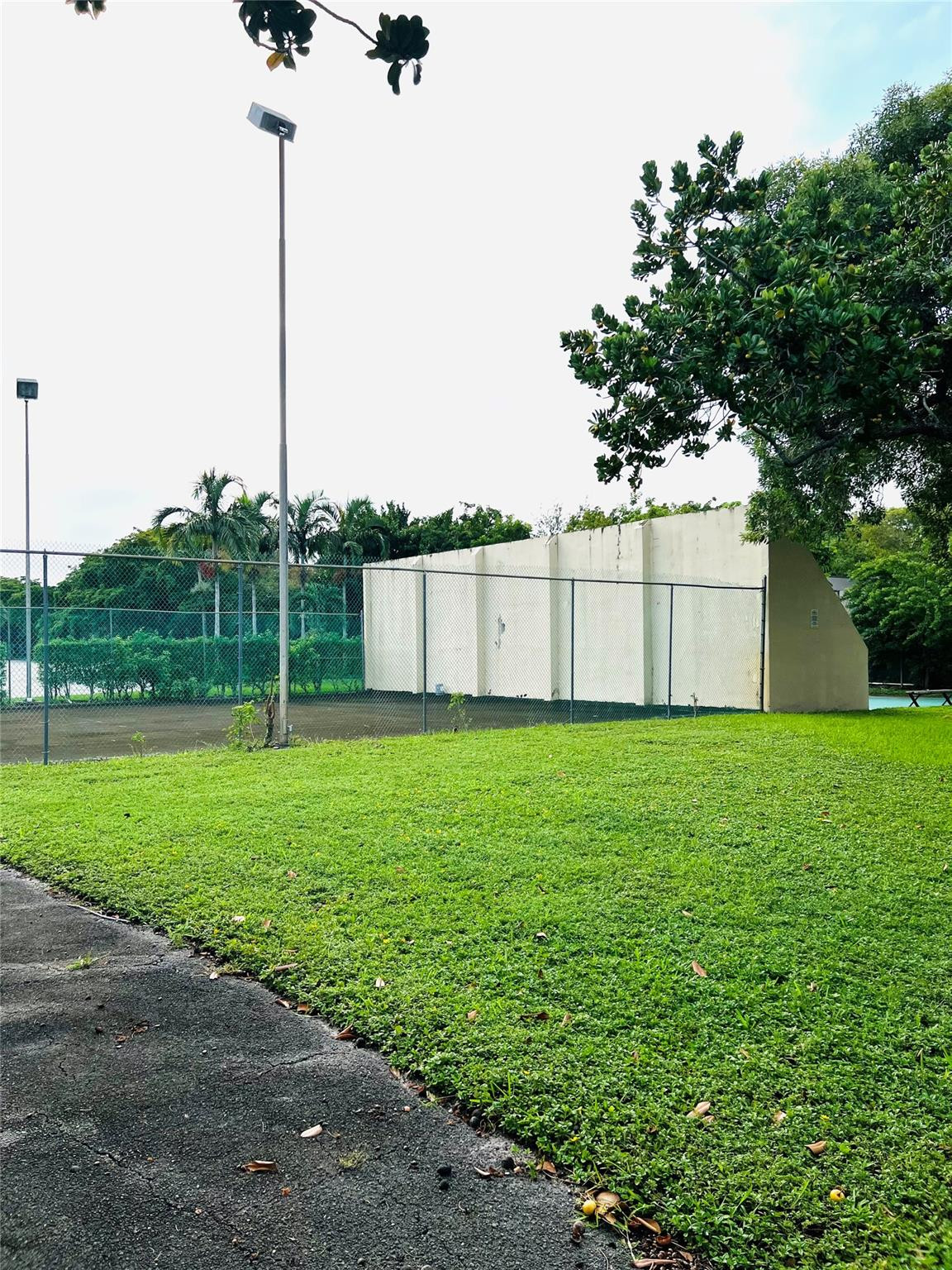 OMAGA CONDO - Residential