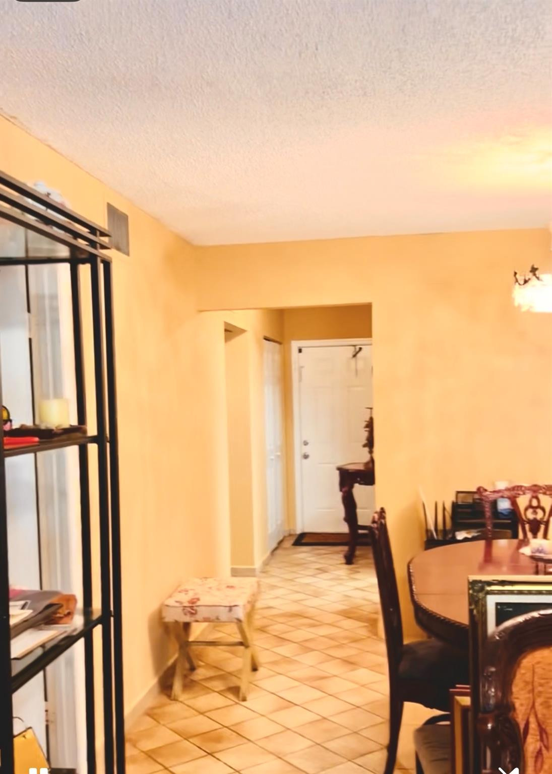 OMAGA CONDO - Residential