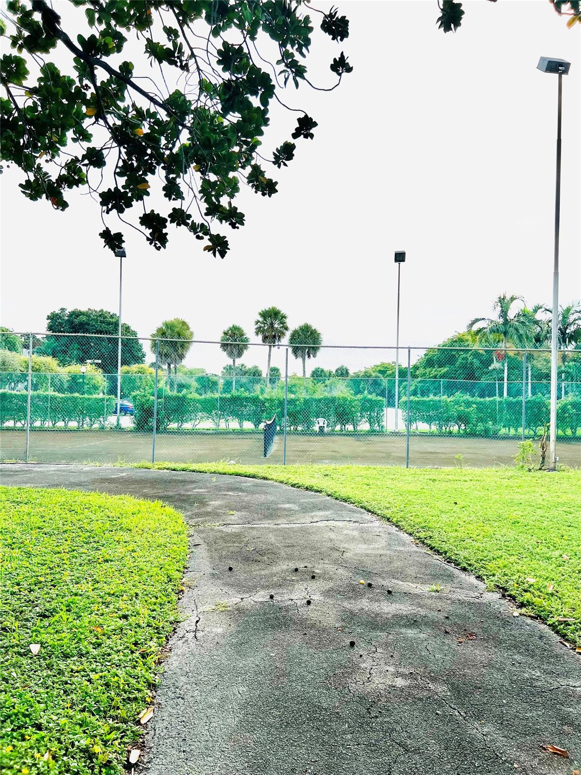 OMAGA CONDO - Residential