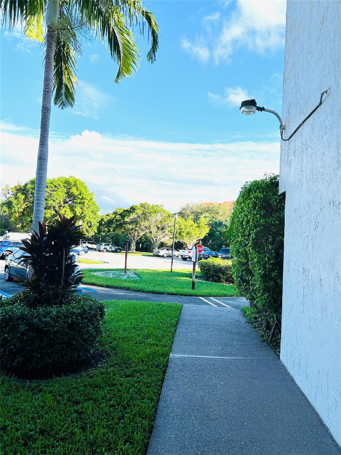OMAGA CONDO - Residential