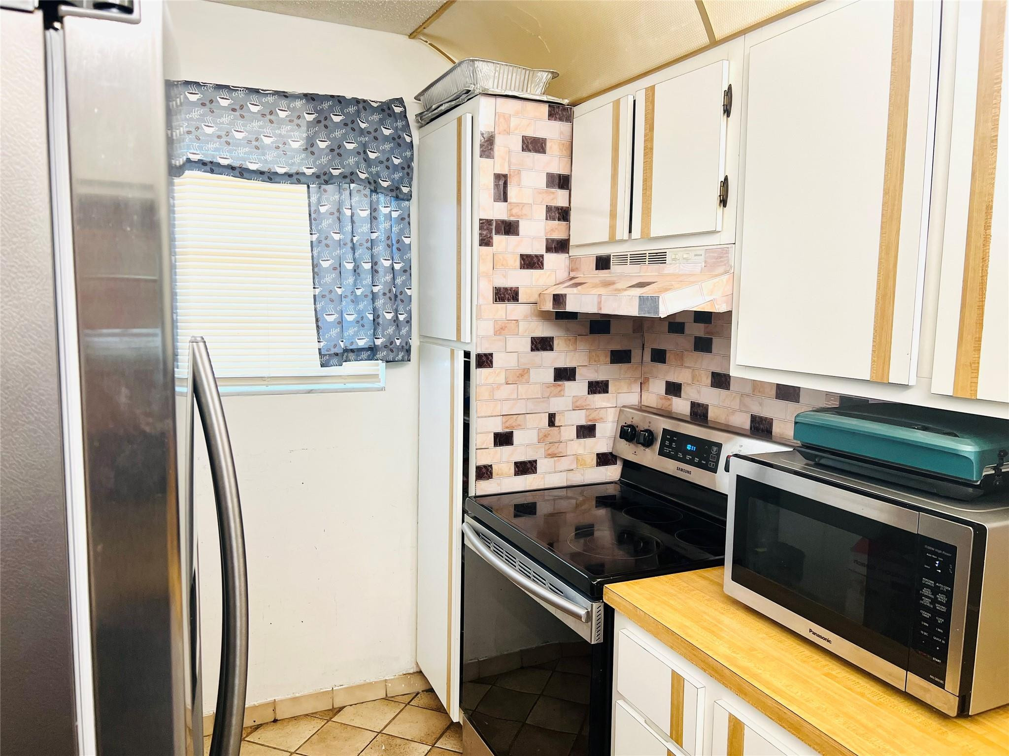 OMAGA CONDO - Residential