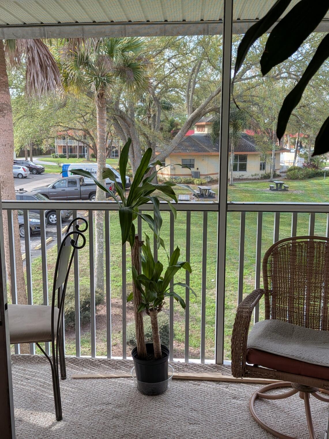 """PINES OF VERO (THE), A CONDO""" - Residential