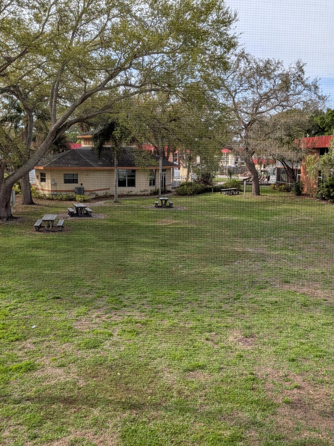 """PINES OF VERO (THE), A CONDO""" - Residential