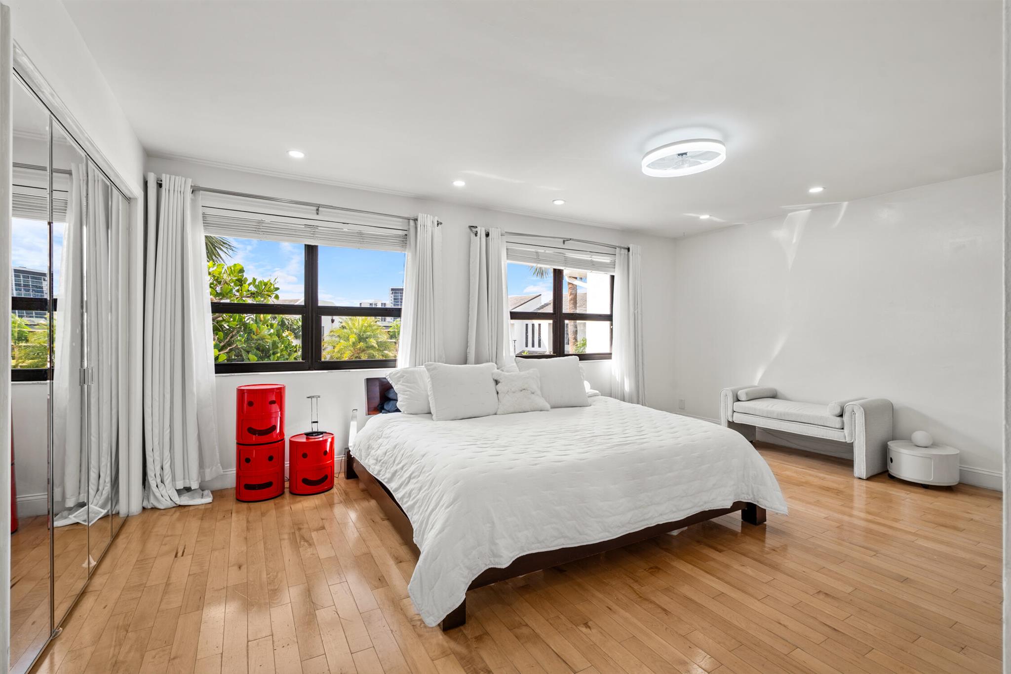 LLORET DE MAR CONDO - Residential Lease