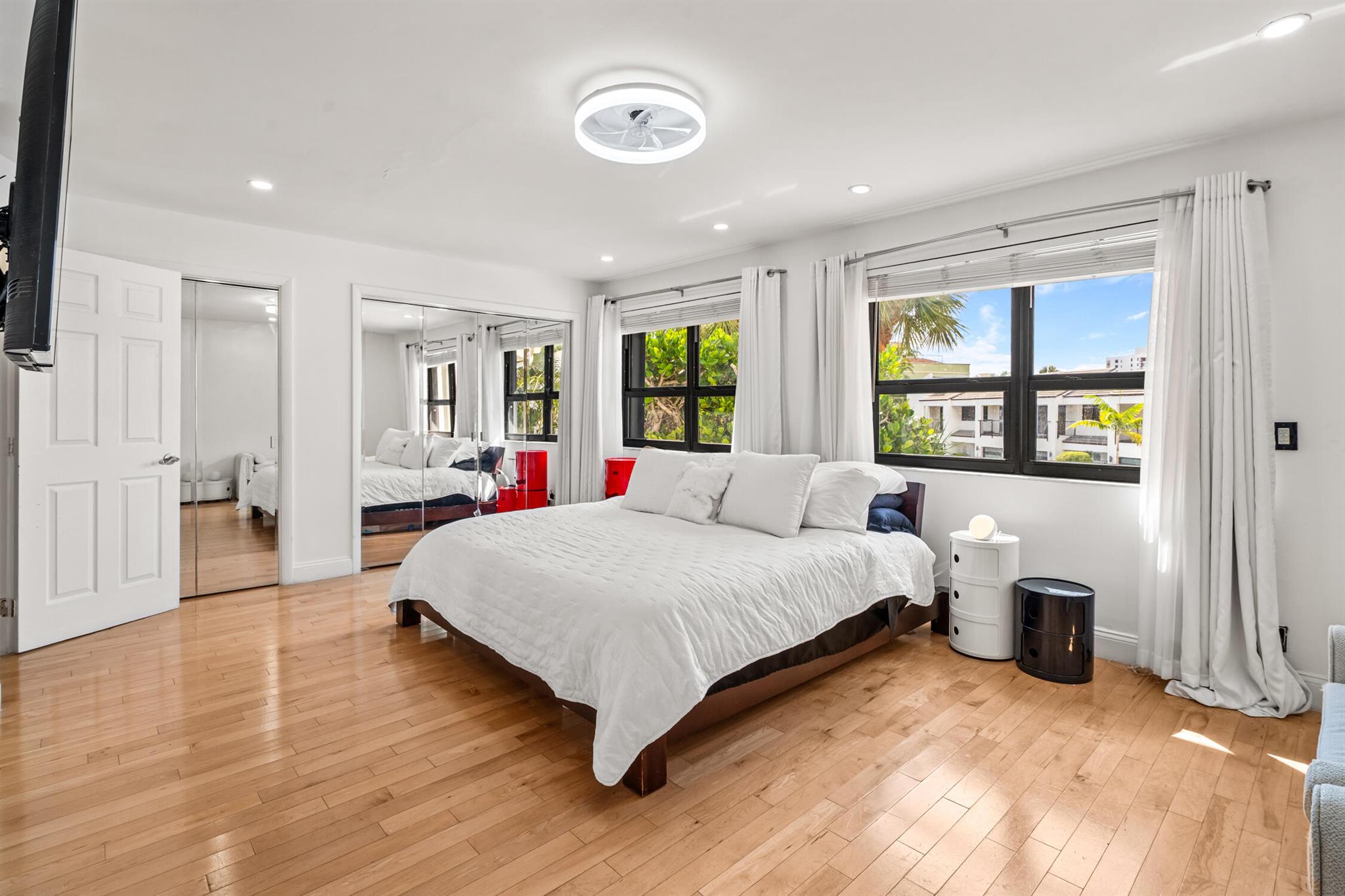 LLORET DE MAR CONDO - Residential Lease