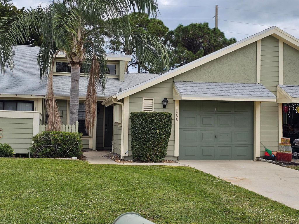 Photo of 1468 SE Colchester Circle, Port Saint Lucie, FL 34952 (MLS # R11046832)