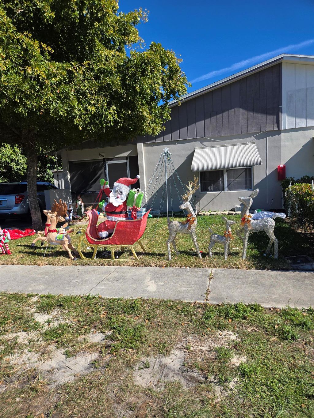 Photo of 2396 Daphne Drive, West Palm Beach, FL 33415 (MLS # R11151277)