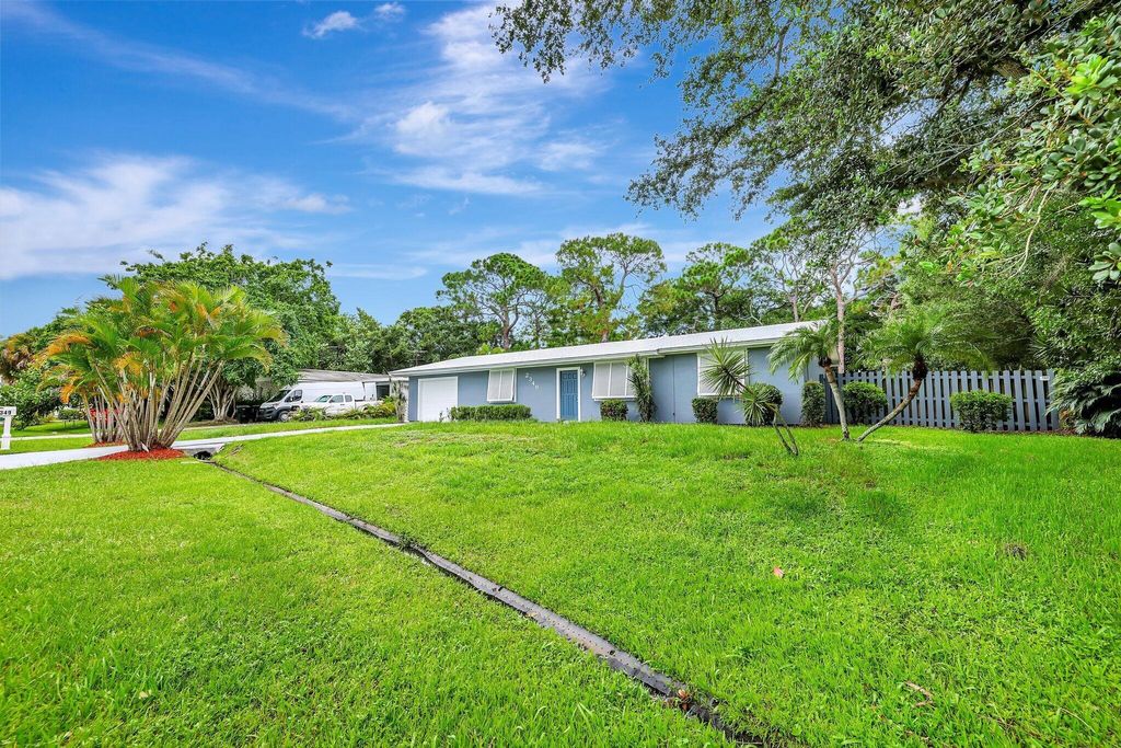 Photo of 2349 SE West Street, Port Saint Lucie, FL 34984 (MLS # R11010178)