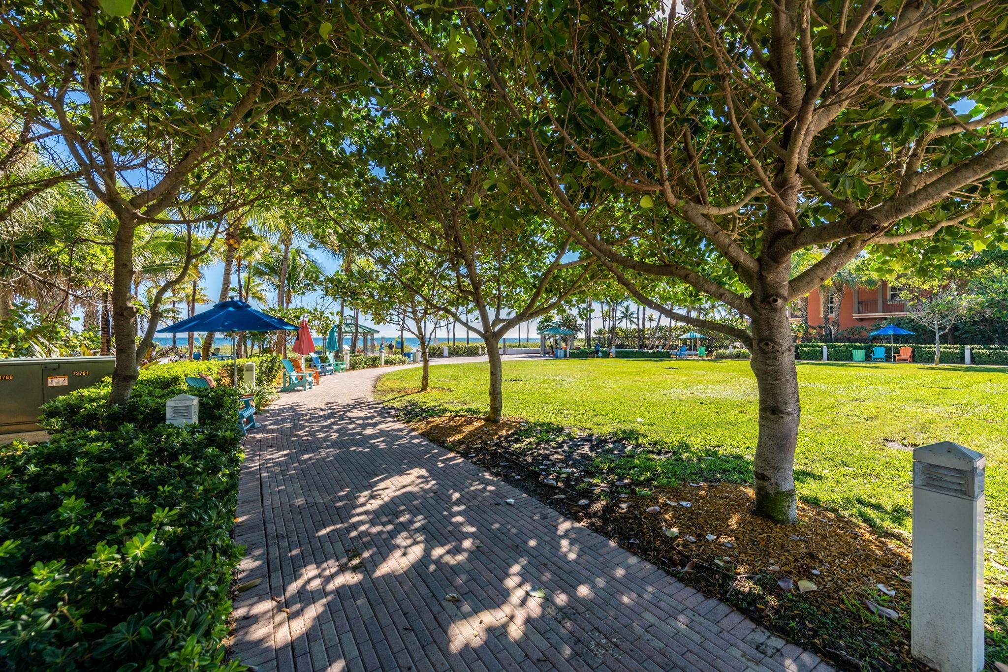 VILLAS BY THE SEA 2 COND - Residential