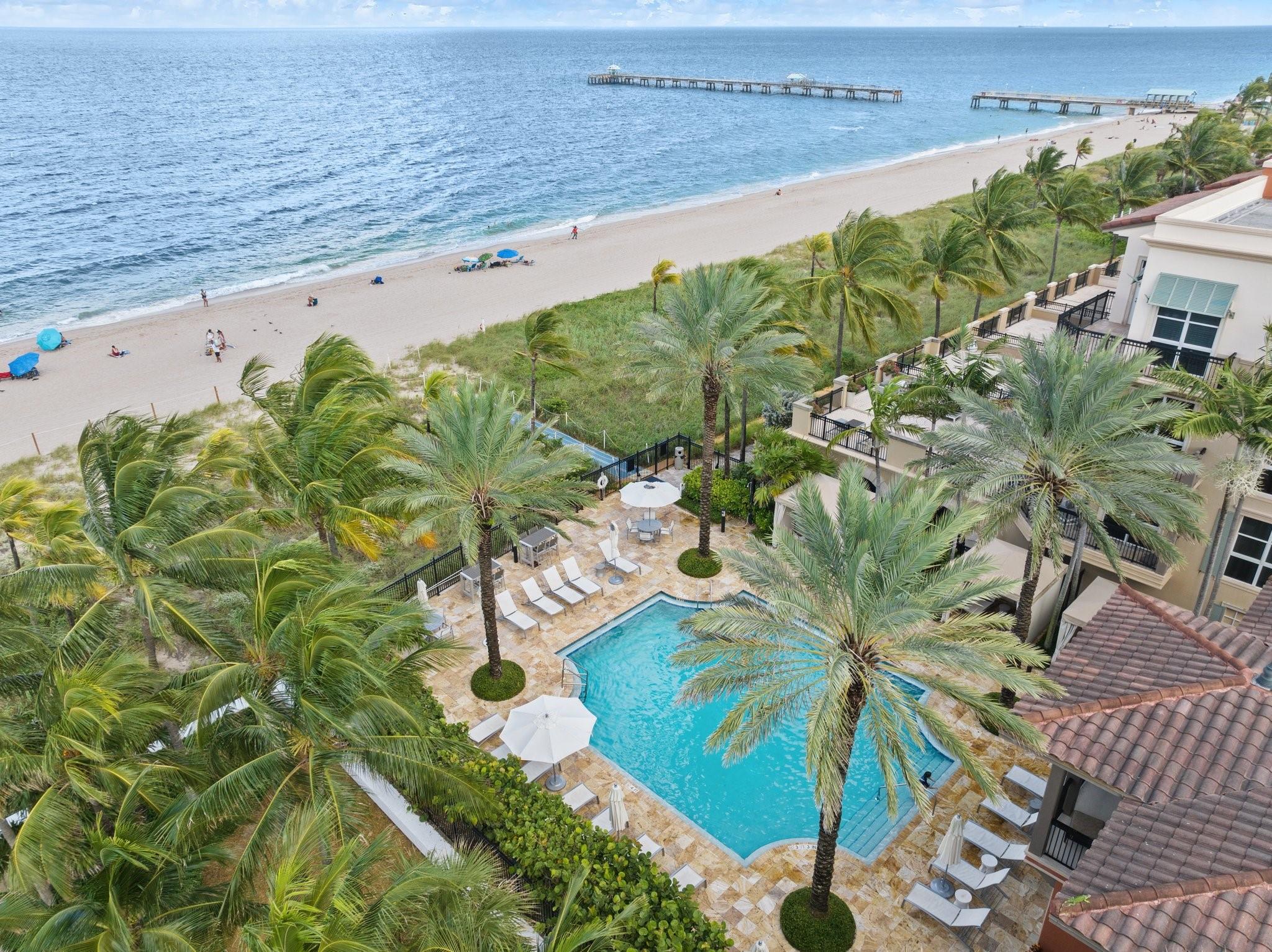 VILLAS BY THE SEA 2 COND - Residential