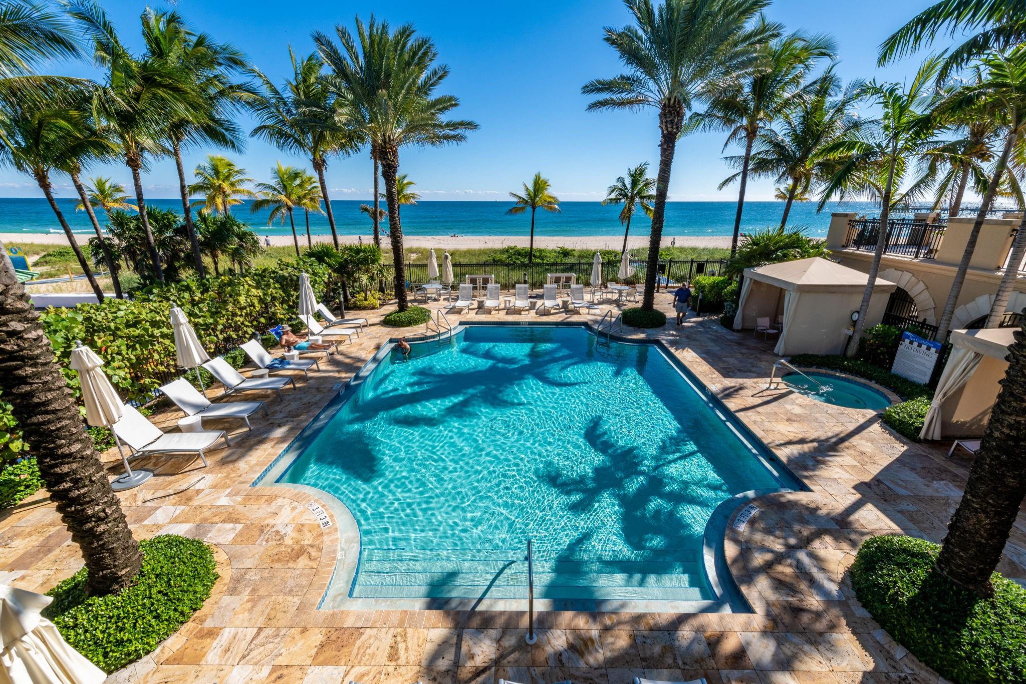 VILLAS BY THE SEA 2 COND - Residential