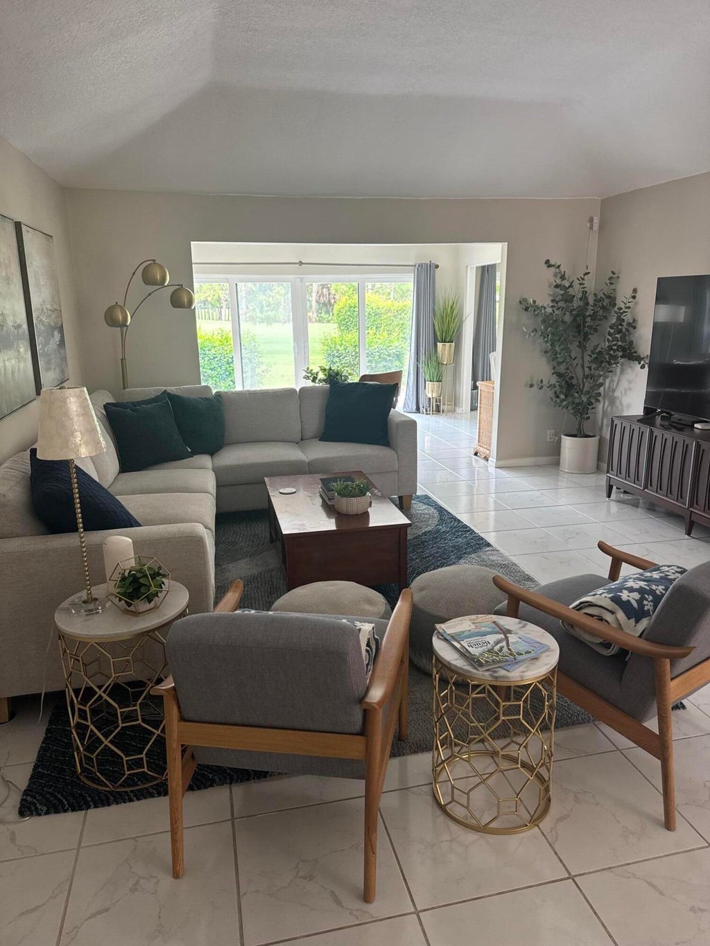 Photo of 13174 Eastpointe Way, Palm Beach Gardens, FL 33418 (MLS # B26065701)
