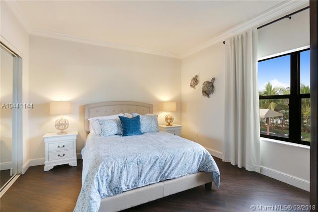 OCEAN TRACE CONDO - Residential