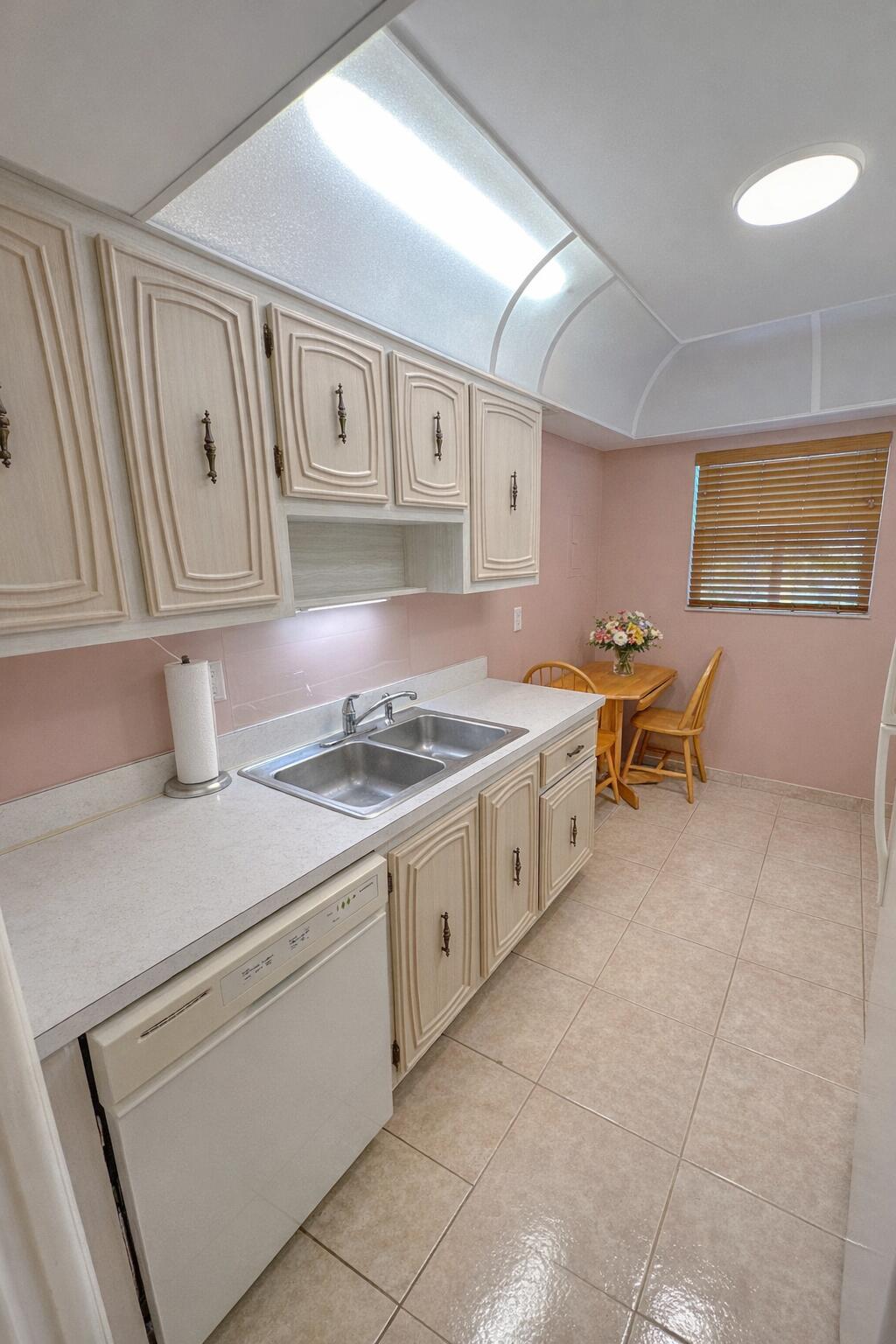 SABAL PINE CONDO - Residential Lease