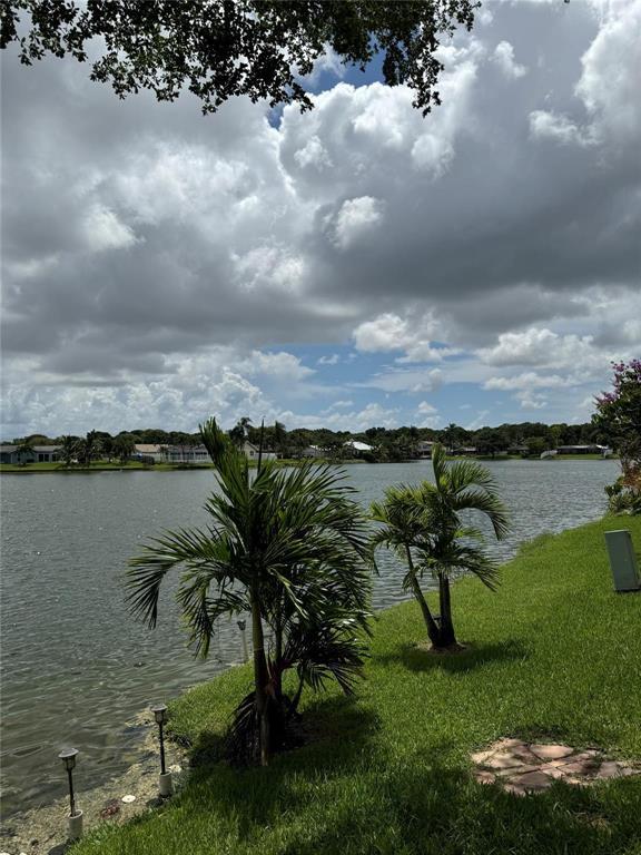 LAKEWOOD EAST SEC 1 - Residential Lease