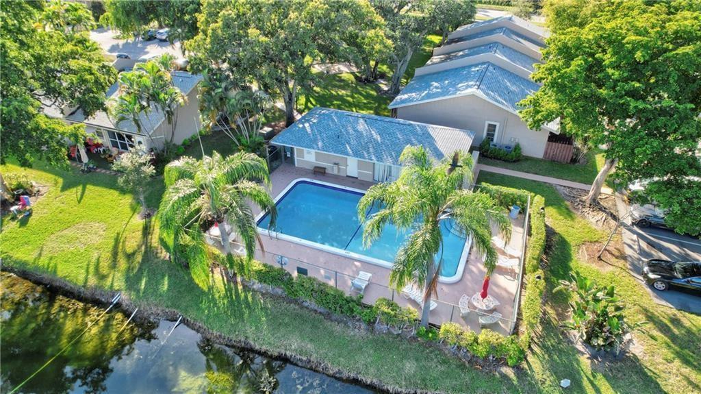 LAKEWOOD EAST SEC 1 - Residential Lease