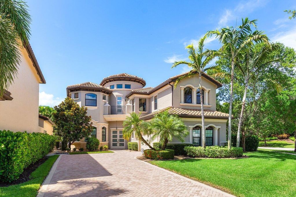 Photo of 8199 Lost Creek Lane, Delray Beach, FL 33446 (MLS # R11102924)