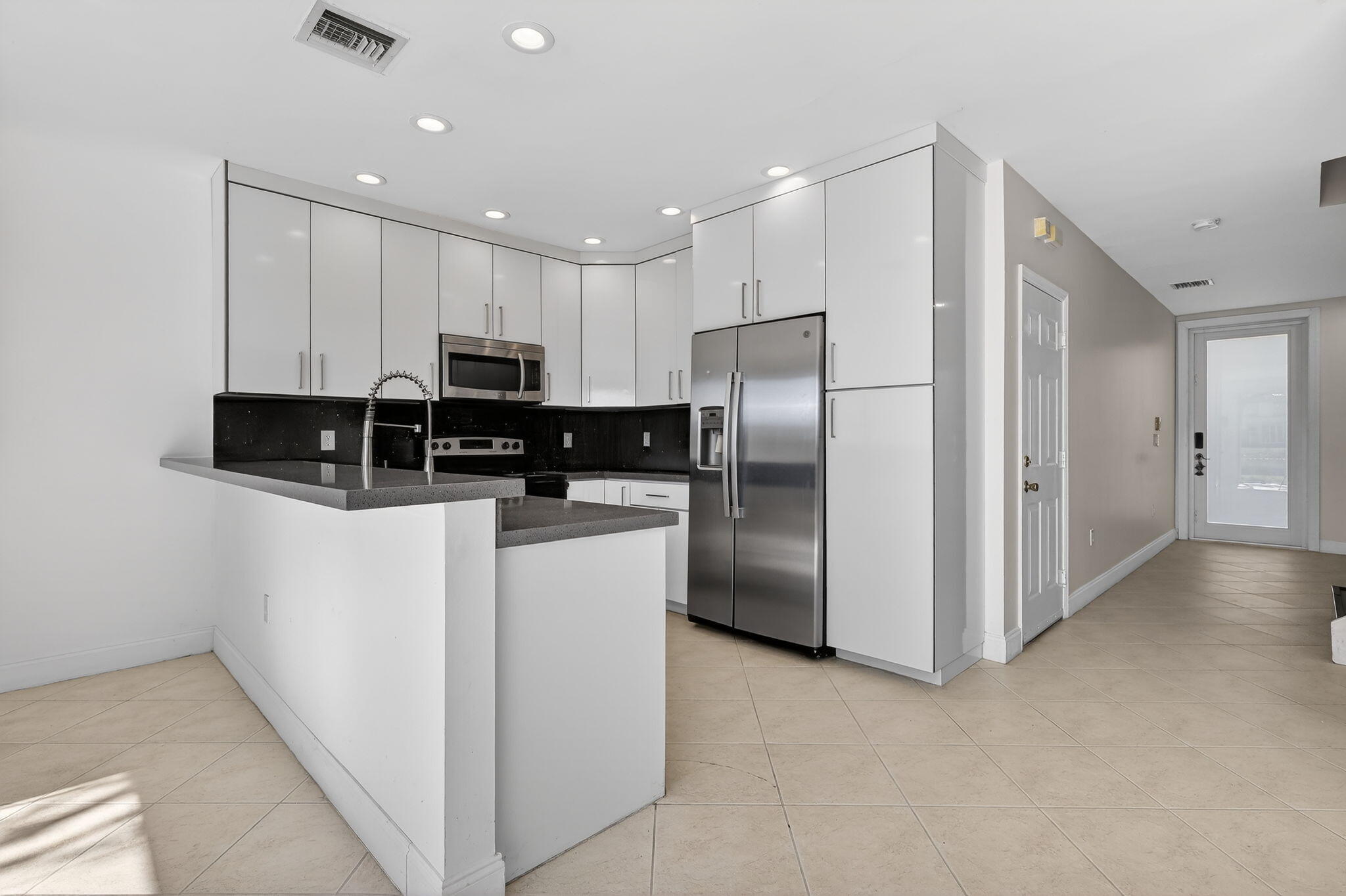 RIVIERA ISLES IV - Residential Lease