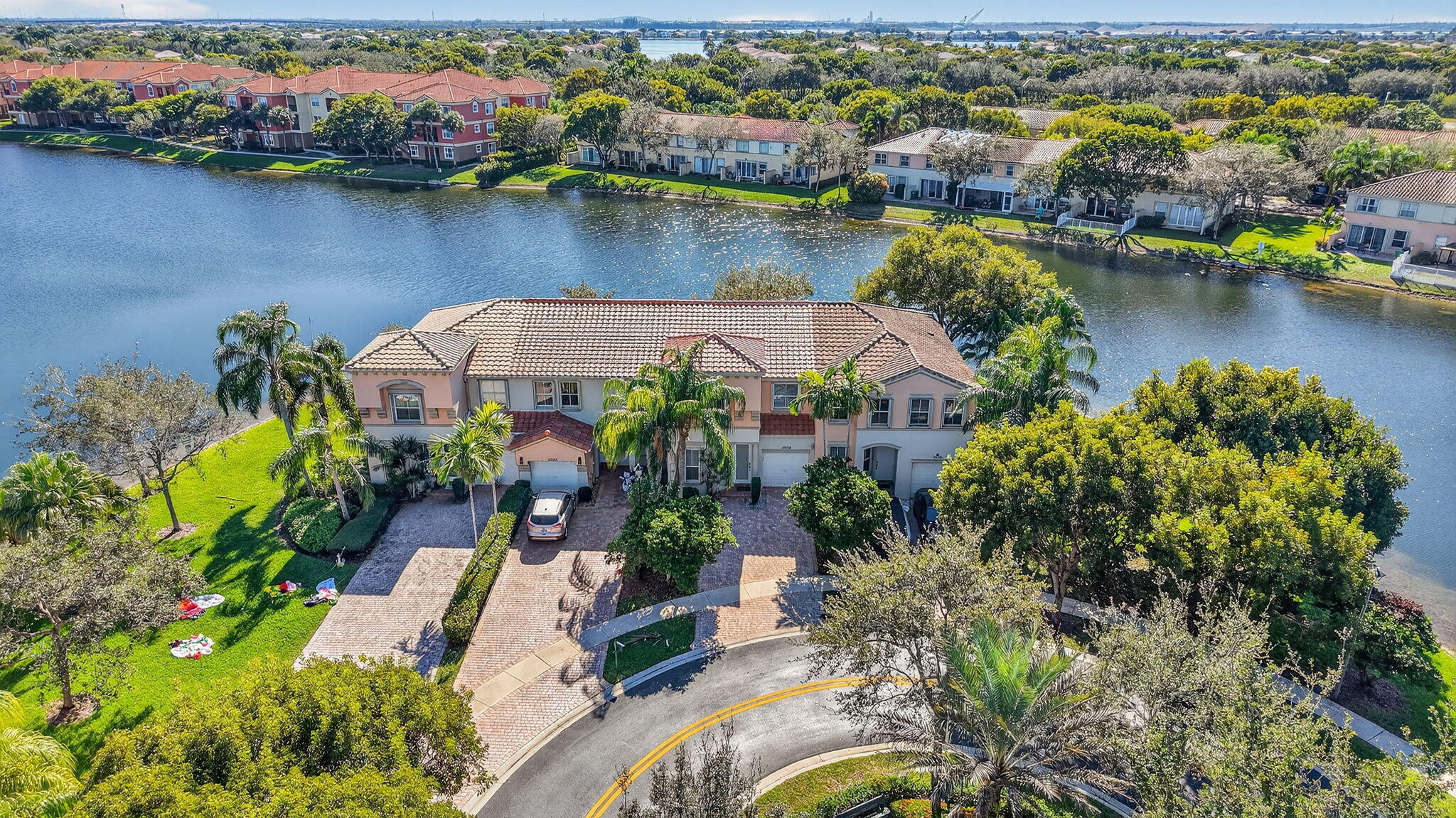 RIVIERA ISLES IV - Residential Lease