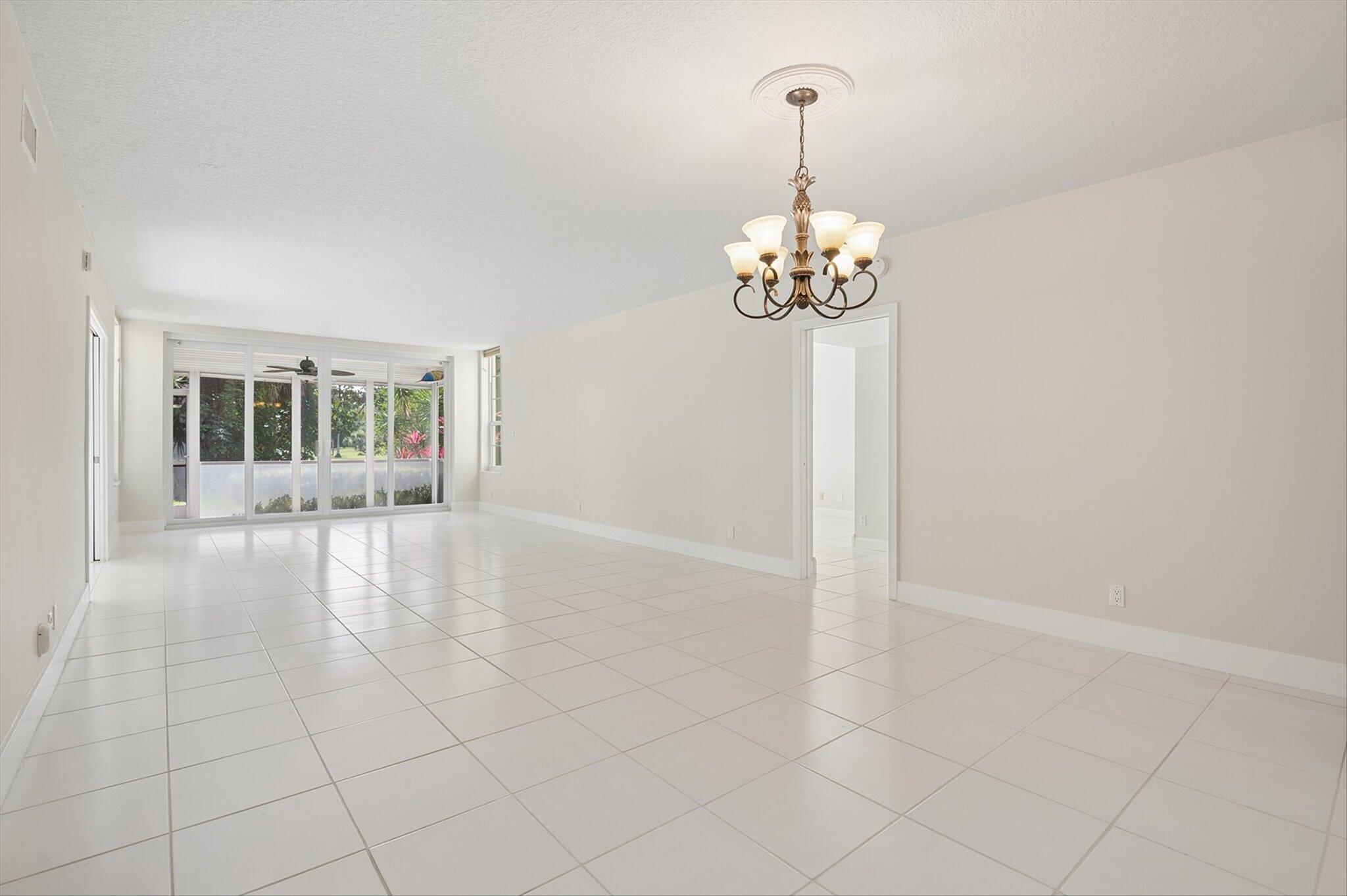 NO 123 PALM-AIRE COUNTRY CLUB - Residential