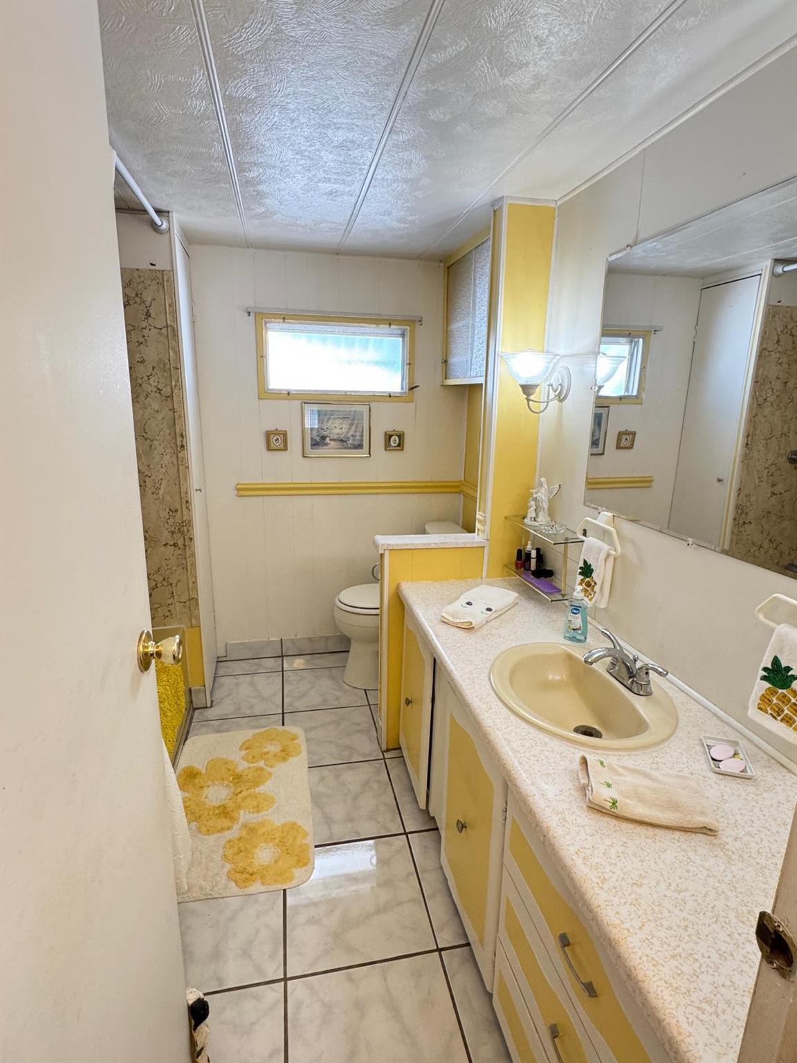 WOODBRIDGE MOBILE VILLAGE - Residential