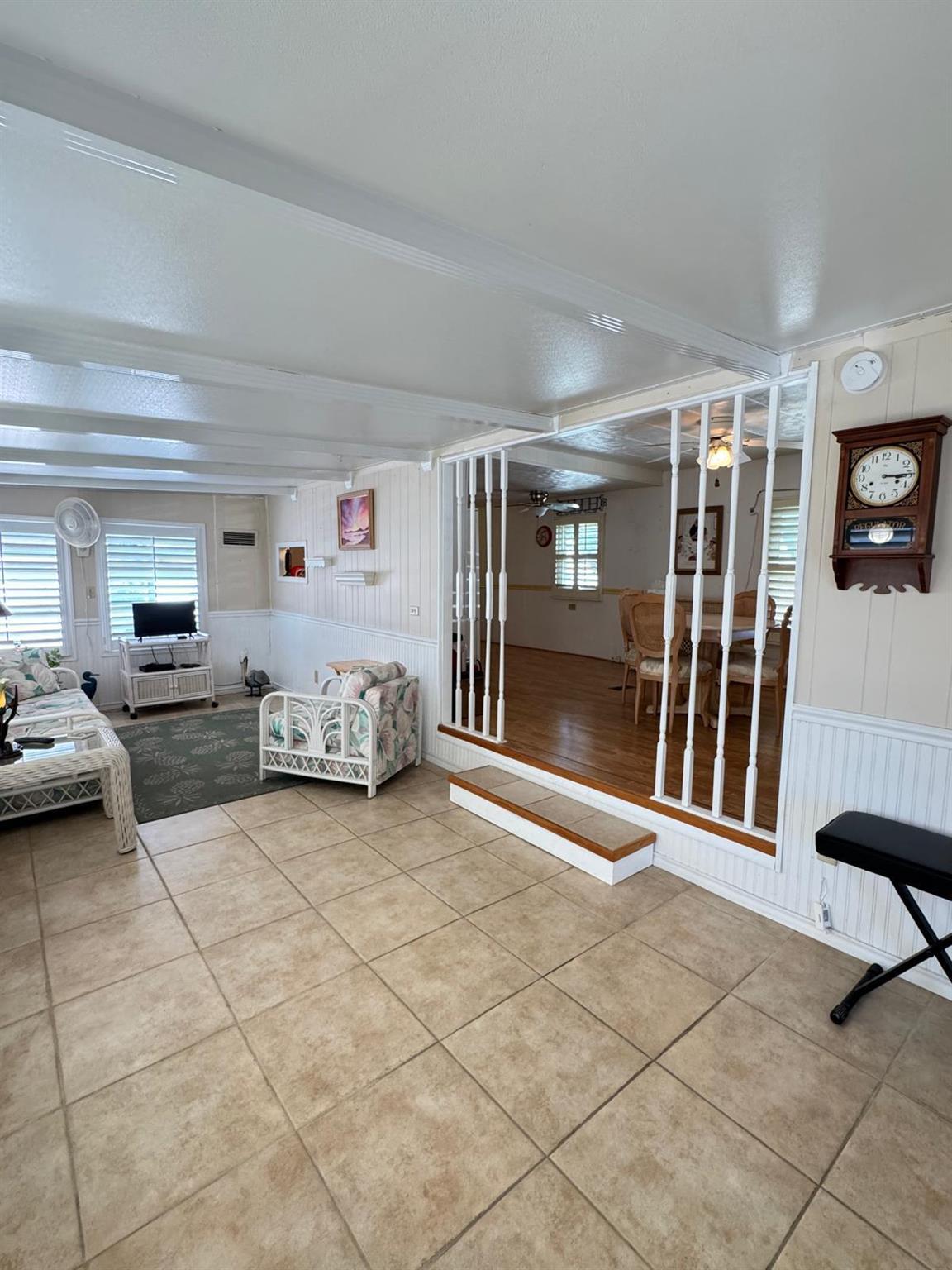 WOODBRIDGE MOBILE VILLAGE - Residential