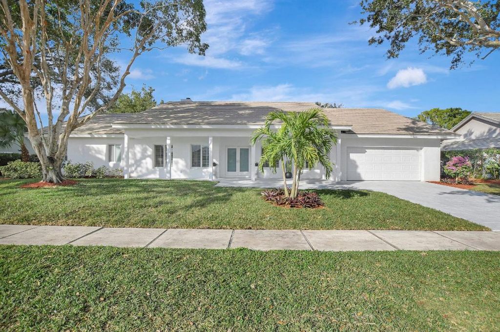 Photo of 3065 Saint James Drive, Boca Raton, FL 33434 (MLS # R11050807)
