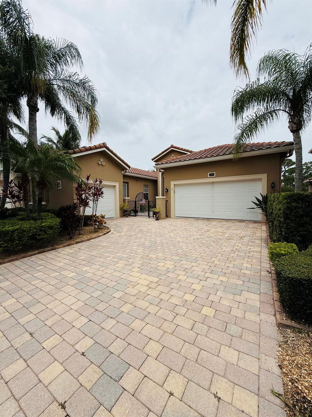 Photo of 5588 SW Bellflower Court, Palm City, FL 34990 (MLS # R11103526)