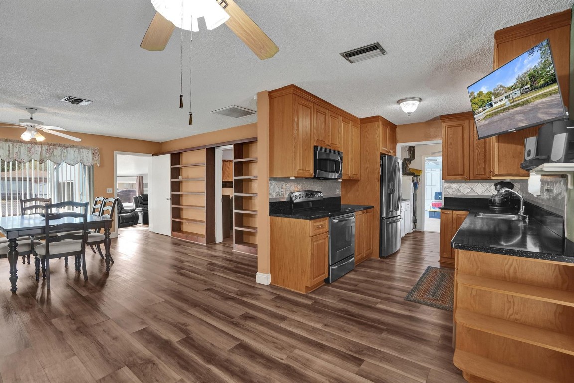 FLORAL HEIGHTS - Residential