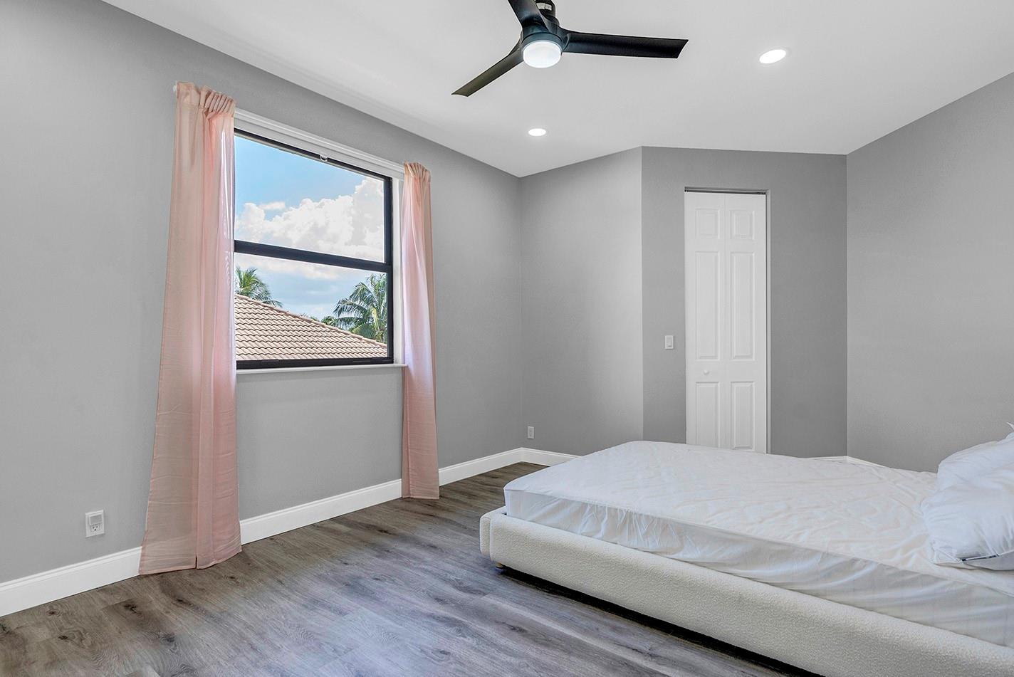 Parkland Isles - Residential Lease