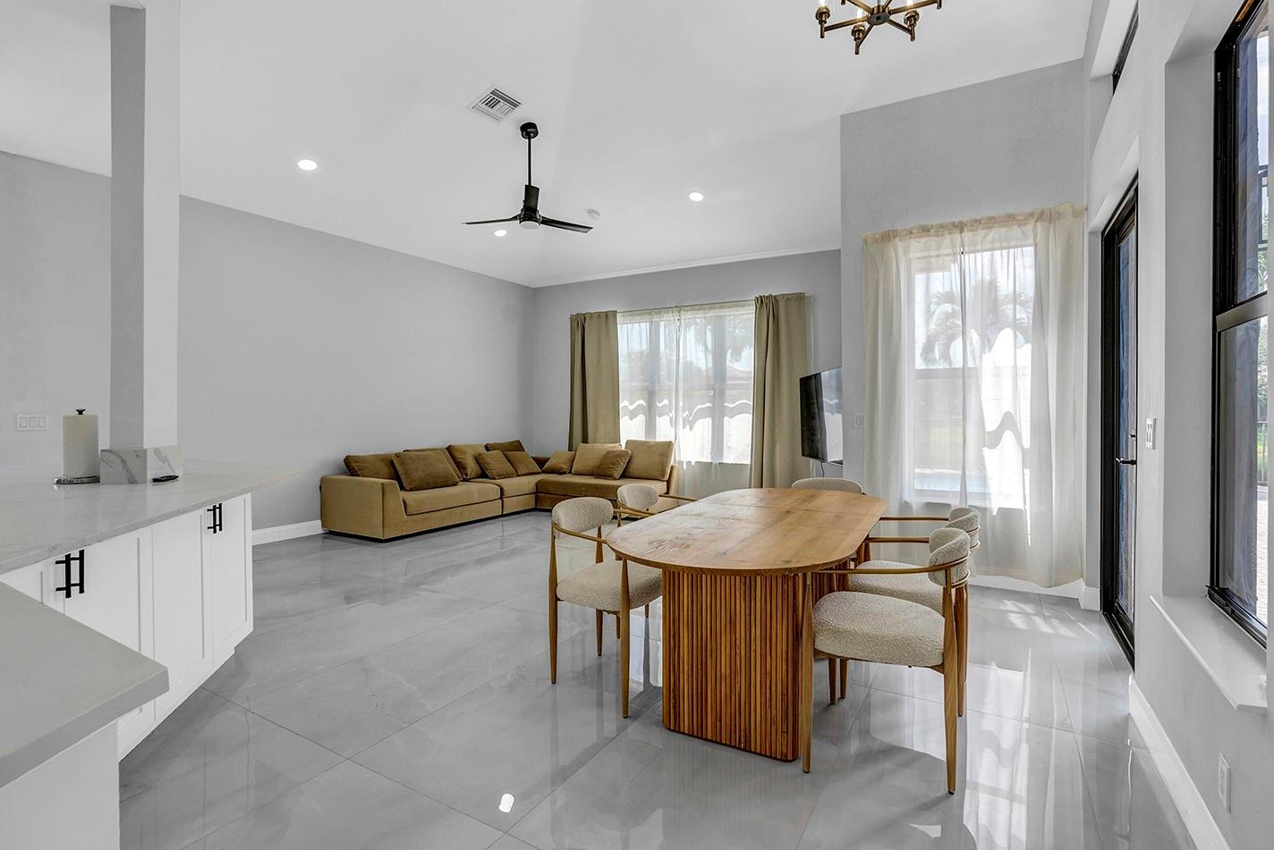Parkland Isles - Residential Lease