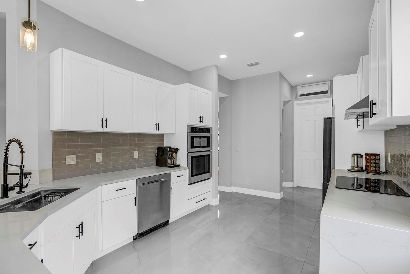 Parkland Isles - Residential Lease